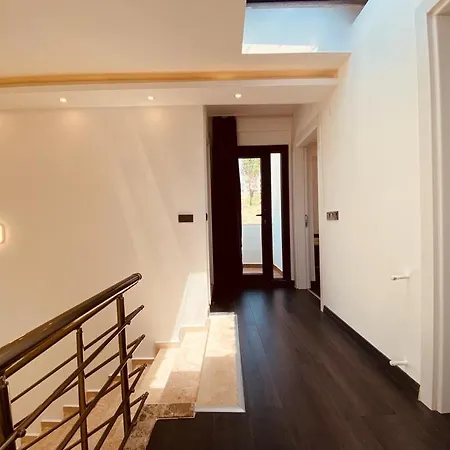 Yaylakoy Ozel Havuzlu Private فيلة *