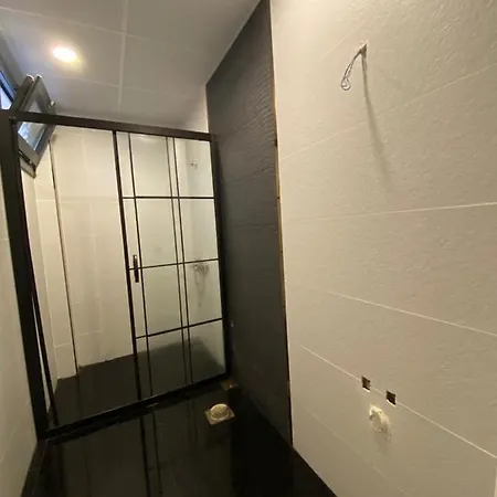 Yaylakoy Ozel Havuzlu Private فيلة