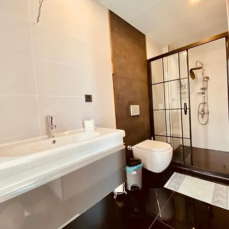 Yaylakoy Ozel Havuzlu Private Kuşadası